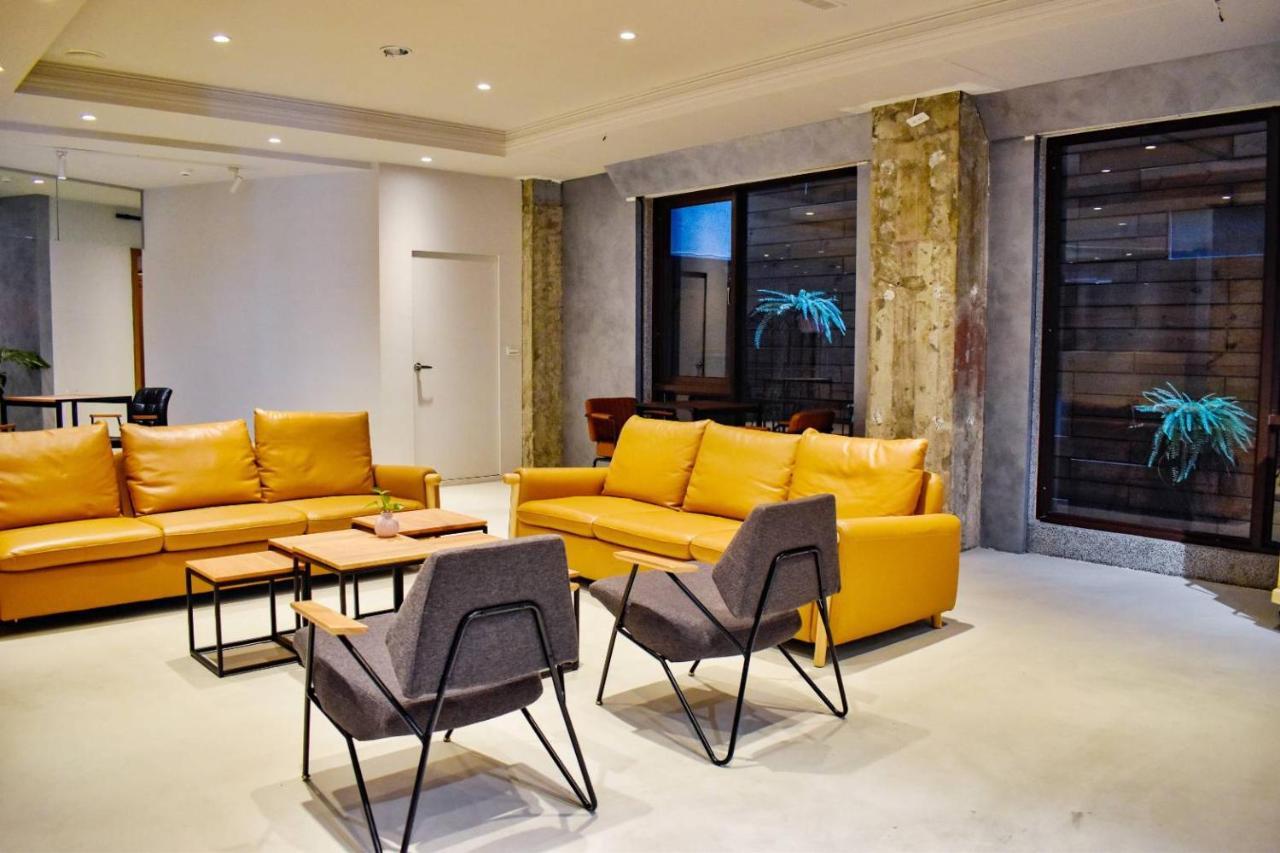 Talmud Business Hotel - Zhongshan Taichung Exteriör bild
